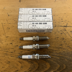 Dacia Duster Sandero Spark Plugs H4D 1.0 Petrol 224019960R