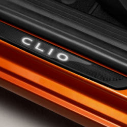 Renault Clio Illuminated Door Sills MK5