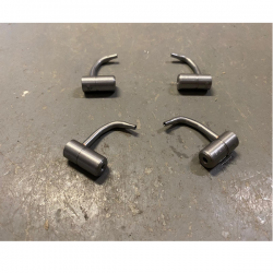 Renault Oil Jets 8200138002 & 8200138004